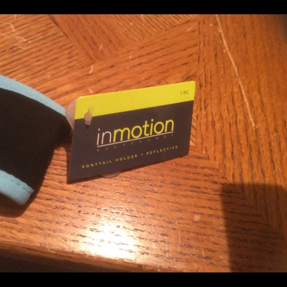 NWT Inmotion Reflective ponytail holder - Picture 4 of 5